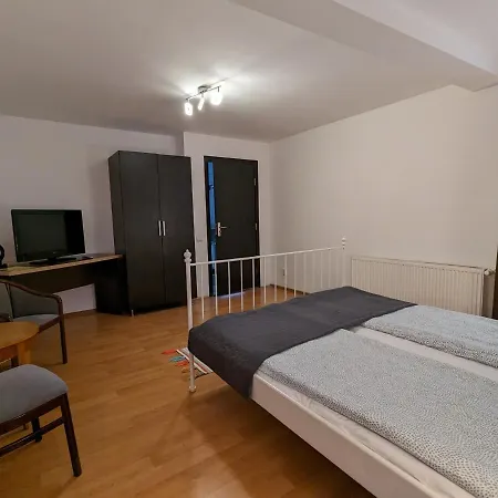 Apartment Key In Main Square Brasov