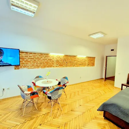 Key In Main Square Apartment Brasov